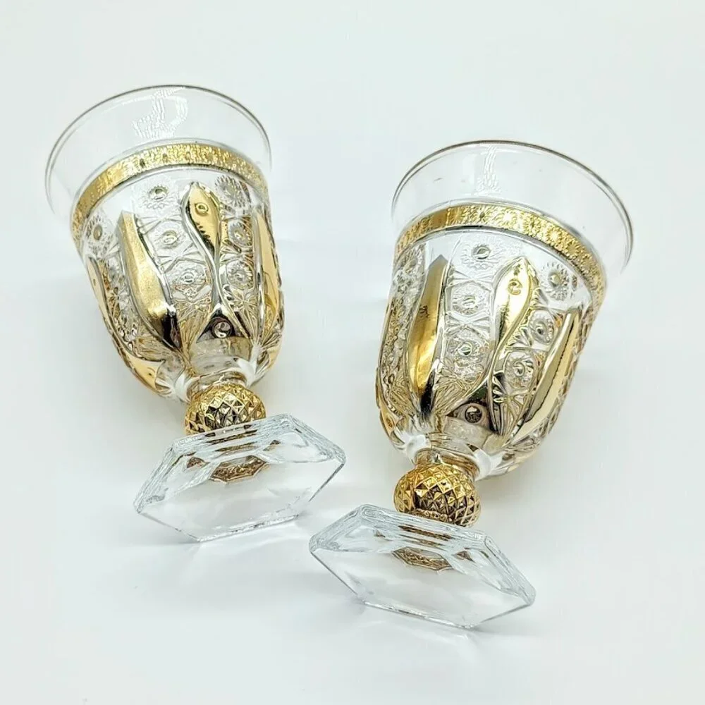 Pair of 2 Gold Trim Crystal Wine Glasses